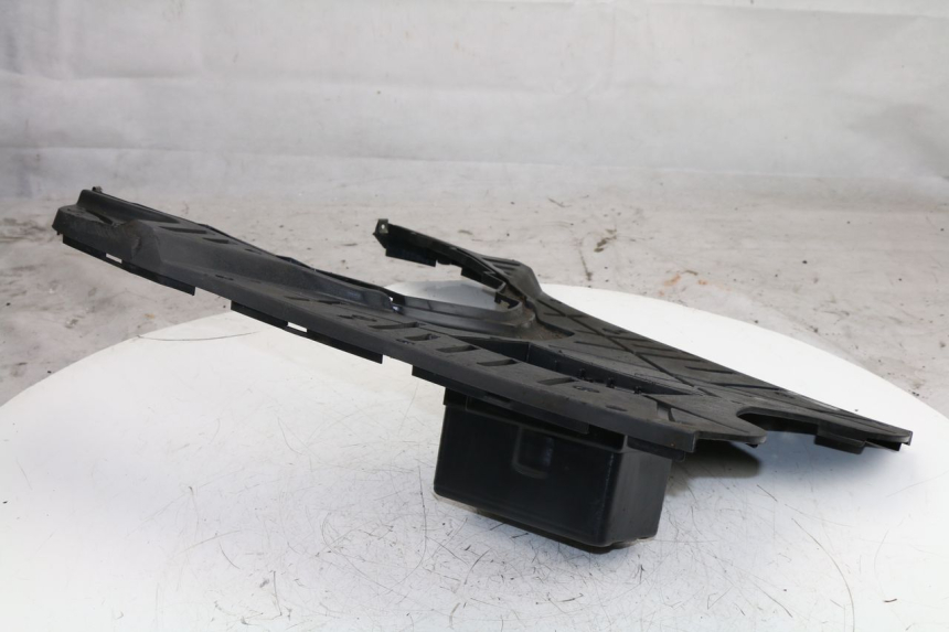 photo de TRITTBRETT VERKLEIDUNG EUROCKA VIRTUALITY GT 4T 50 (2011 - 2017)