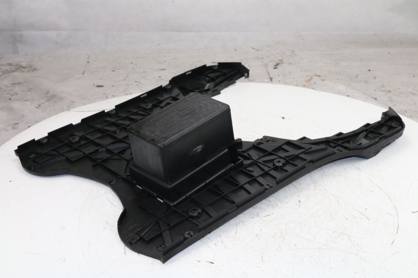 photo de TRITTBRETT VERKLEIDUNG EUROCKA VIRTUALITY GT 4T 50 (2011 - 2017)