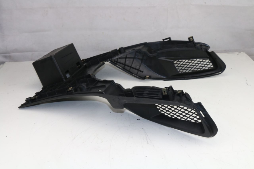 photo de TRITTBRETT VERKLEIDUNG FALCONBIKE F-125 125 (2007 - 2012)