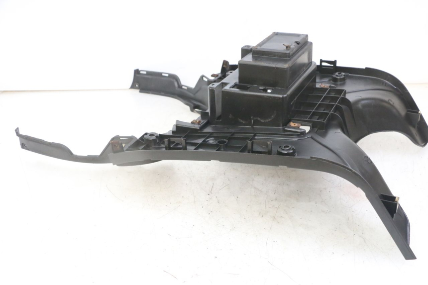 photo de TRITTBRETT VERKLEIDUNG SYM FIDDLE 2 S 125 (2012 - 2014)