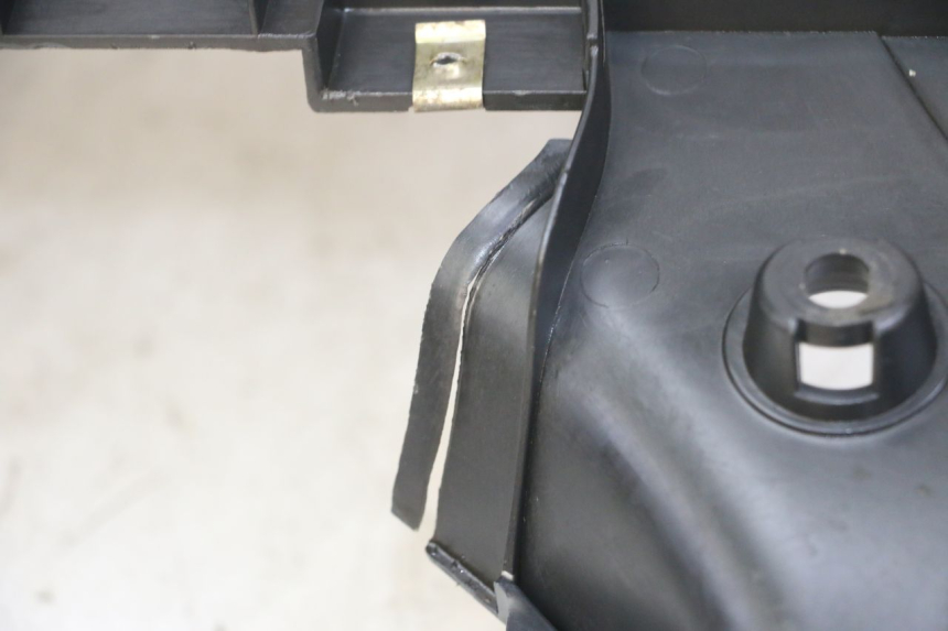 photo de TRITTBRETT VERKLEIDUNG SYM FIDDLE 3 III 50 (2014 - 2020)