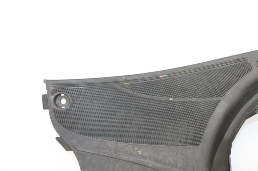 photo de TRITTBRETT VERKLEIDUNG MBK FLIPPER 115 (2013 - 2017) - Charakteristische Merkmale