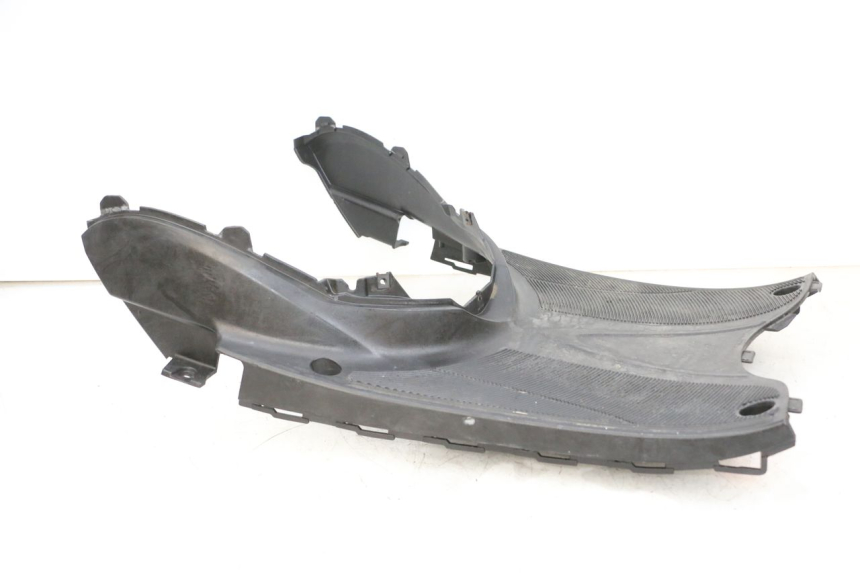 photo de TRITTBRETT VERKLEIDUNG MBK FLIPPER 115 (2013 - 2017) - Details der Befestigungspunkte