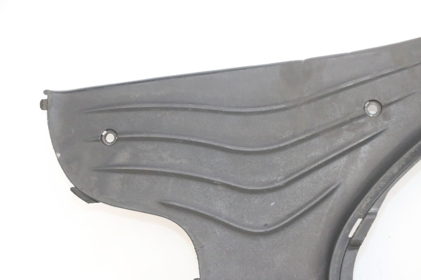 photo de FUßRASTE PIAGGIO FLY 4T 50 (2013 - 2017) - Charakteristische Merkmale