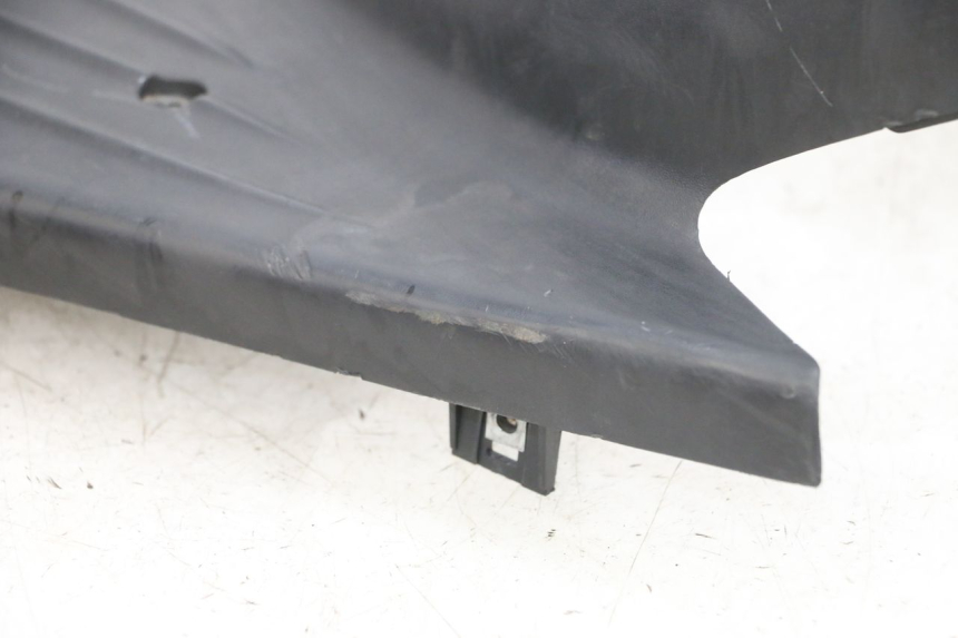 photo de FUßRASTE PIAGGIO FLY 4T 50 (2013 - 2017) - Oberflächenzustand und Material