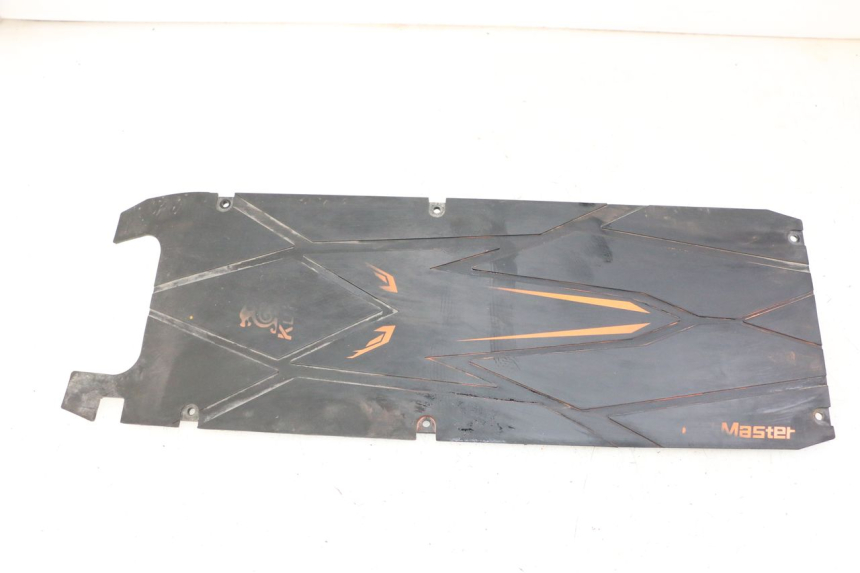 photo de TRITTBRETT VERKLEIDUNG KUKIRIN G2 MASTER 1
