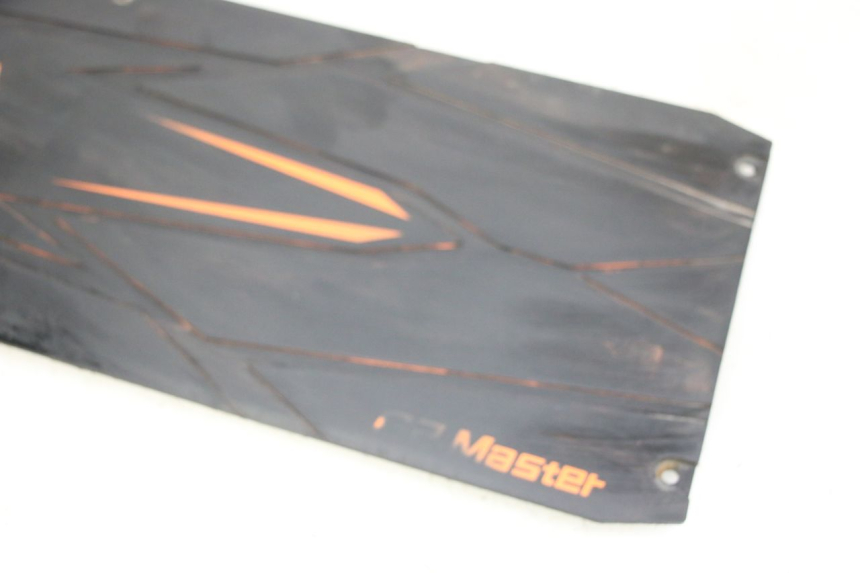 photo de TRITTBRETT VERKLEIDUNG KUKIRIN G2 MASTER 1