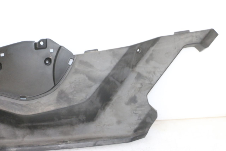 photo de TRITTBRETT VERKLEIDUNG LINKS QUADRO 4 4D 350 (2015 - 2018)