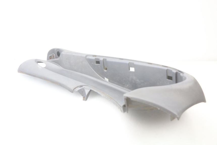 photo de TRITTBRETT VERKLEIDUNG LINKS PIAGGIO BEVERLY 125 (1998 - 2005)