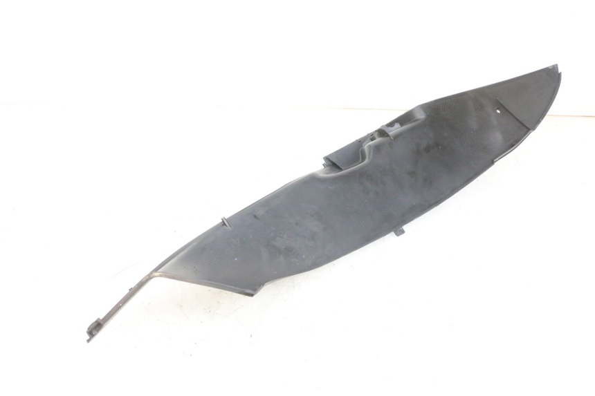 photo de TRITTBRETT VERKLEIDUNG LINKS PEUGEOT ELYSEO 125 (1999 - 2004) - Zoom auf Gebrauchszustand