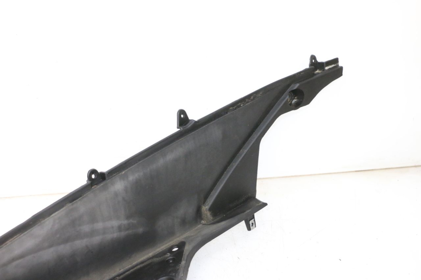 photo de TRITTBRETT VERKLEIDUNG LINKS JM MOTORS GTS 125 (2015 - 2019) - Charakteristische Merkmale