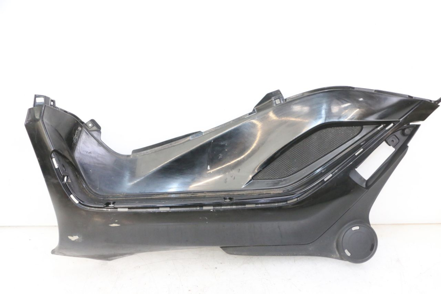 photo de TRITTBRETT VERKLEIDUNG LINKS PIAGGIO IE MP3 YOURBAN 300 (2011 - 2016)