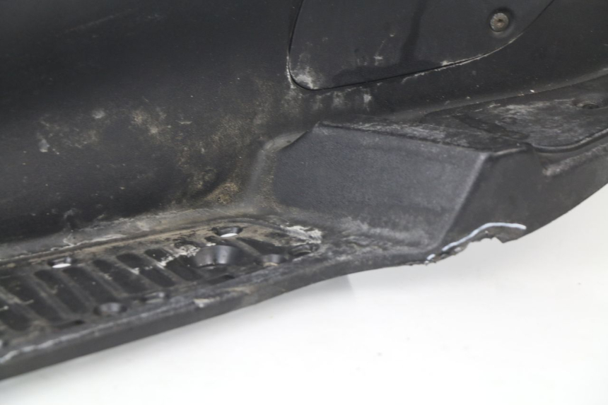 photo de TRITTBRETT VERKLEIDUNG LINKS PIAGGIO MP3 LT 400 (2007 - 2012)
