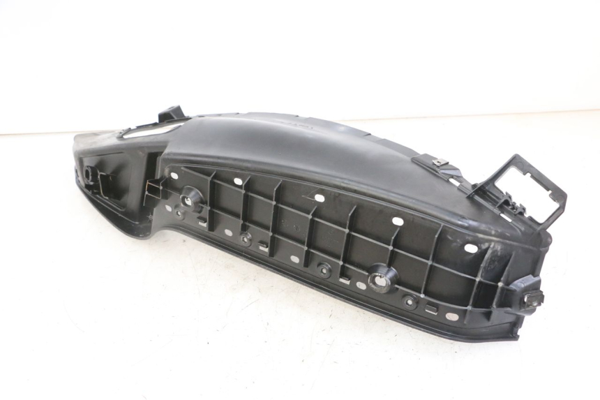 photo de TRITTBRETT VERKLEIDUNG LINKS PIAGGIO MP3 LT 300 (2010 - 2016)