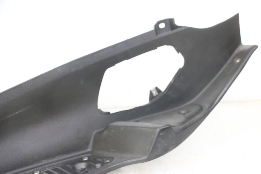 photo de TRITTBRETT VERKLEIDUNG LINKS PIAGGIO MP3 LT 300 (2010 - 2016)