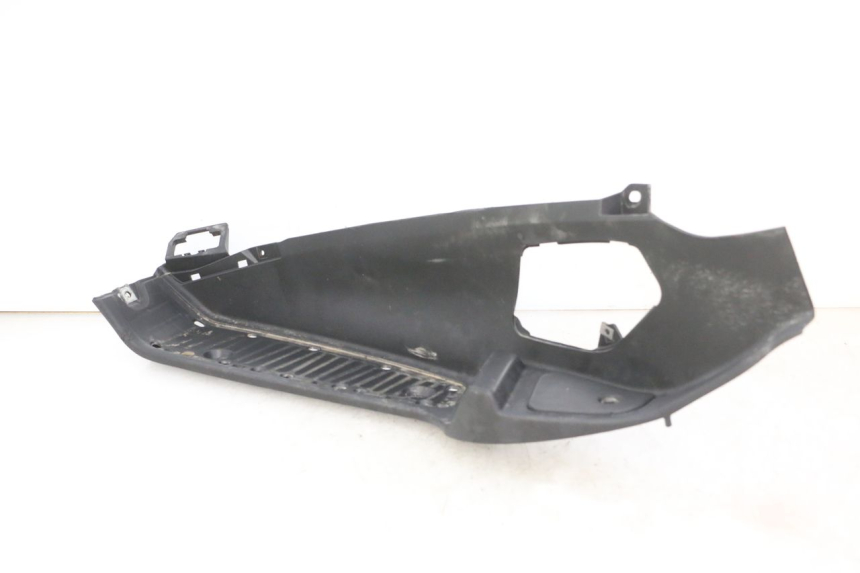 photo de TRITTBRETT VERKLEIDUNG LINKS PIAGGIO MP3 RL 250 (2007 - 2010)