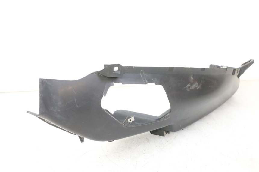 photo de TRITTBRETT VERKLEIDUNG LINKS PIAGGIO MP3 RL 250 (2007 - 2010)