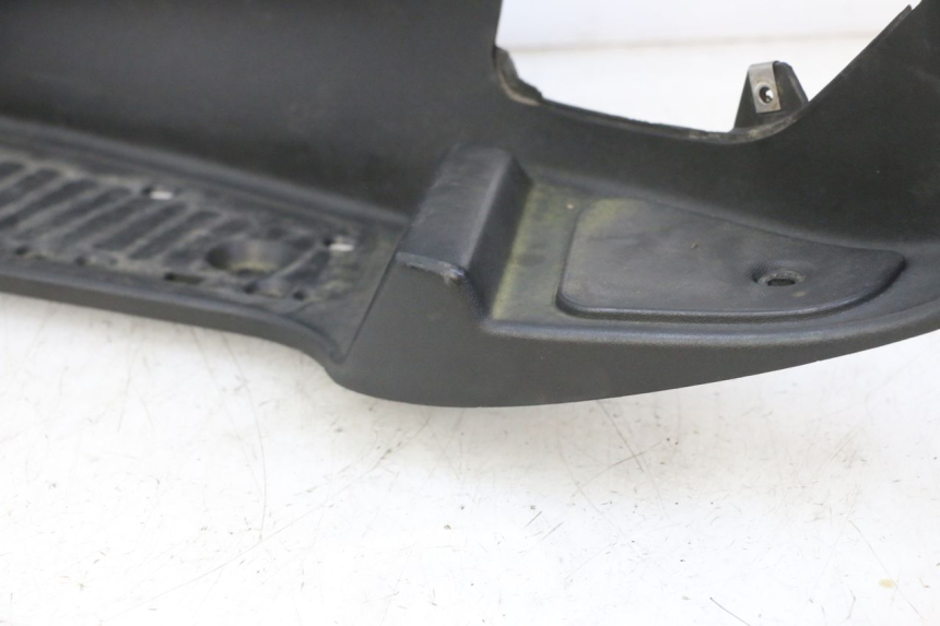 photo de TRITTBRETT VERKLEIDUNG LINKS PIAGGIO MP3 RL 250 (2007 - 2010)