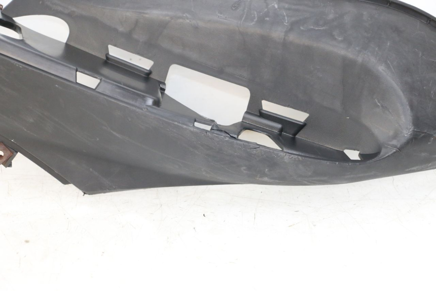 photo de TRITTBRETT VERKLEIDUNG LINKS MBK OVETTO ONE 2T 50 (2013 - 2017)