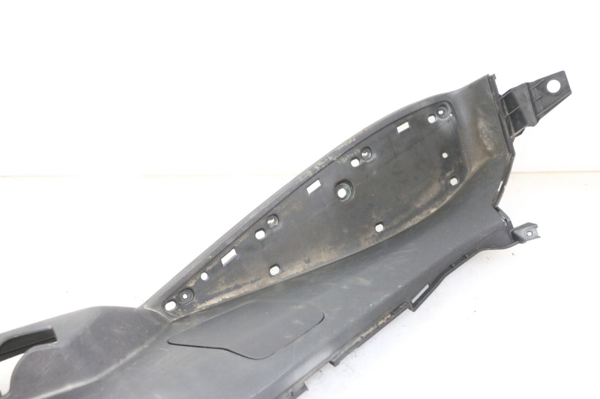 photo de TRITTBRETT VERKLEIDUNG LINKS PEUGEOT SATELIS 125 (2013 - 2018)