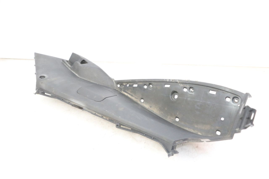 photo de TRITTBRETT VERKLEIDUNG LINKS PEUGEOT SATELIS 125 (2013 - 2018)