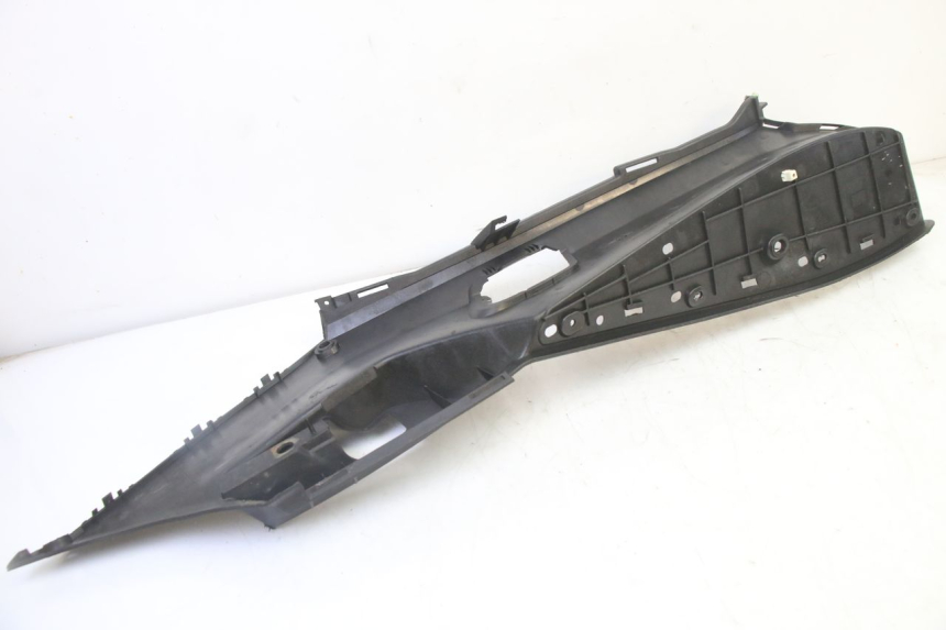 photo de TRITTBRETT VERKLEIDUNG LINKS PEUGEOT SATELIS 125 (2013 - 2018)