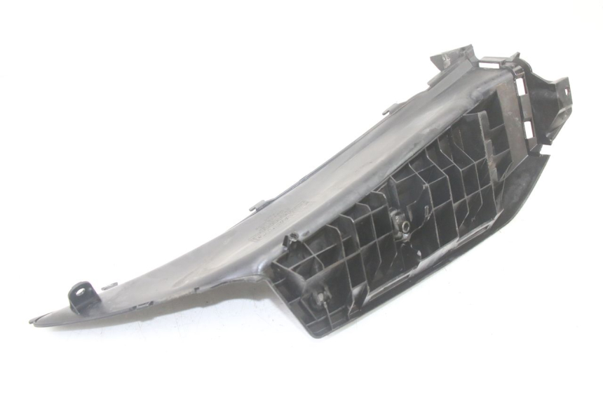 photo de TRITTBRETT VERKLEIDUNG LINKS SUZUKI BURGMAN 125 (2015 - 2017)