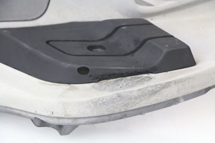 photo de LINKER FUßRASTEN PIAGGIO X9 EVOLUTION 125 (2003 - 2007)