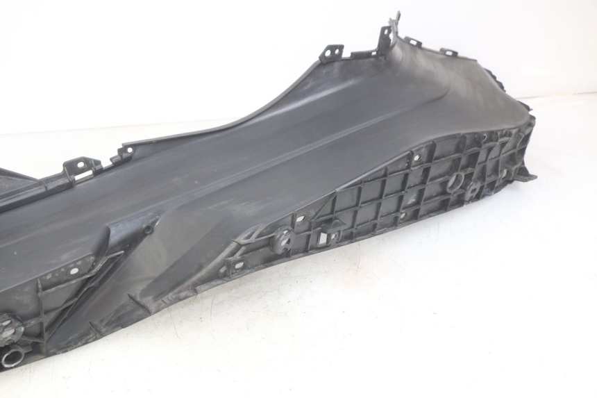 photo de LINKER FUßRASTEN YAMAHA YP MAJESTY 400 (2004 - 2008)