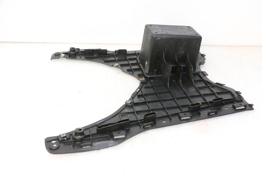 photo de TRITTBRETT VERKLEIDUNG DAELIM HISTORY 125 (2001 - 2002)