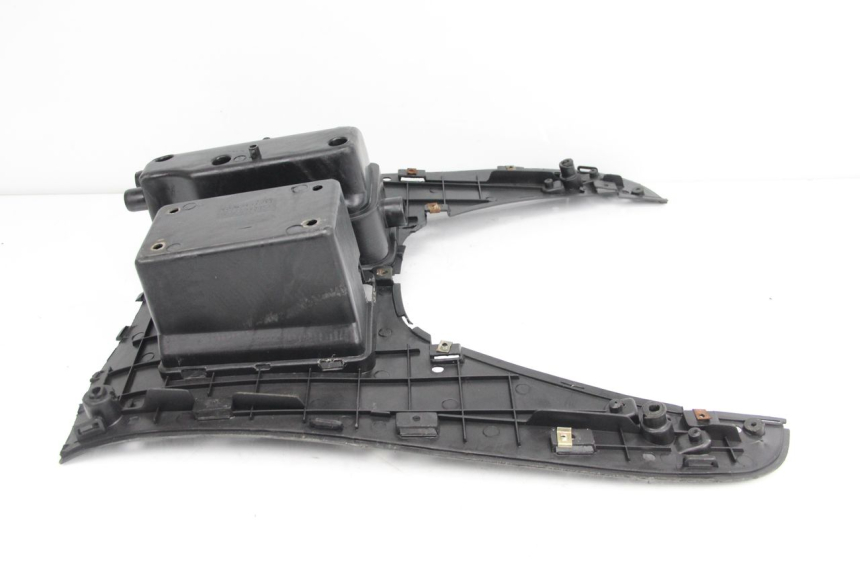 photo de TRITTBRETT VERKLEIDUNG JMSTAR CJ12M 125 (2005 - 2007)
