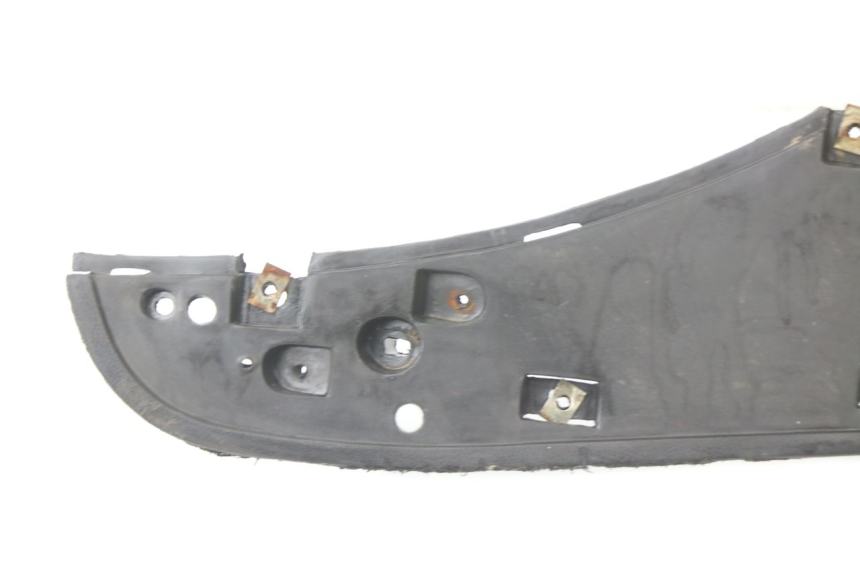 photo de TRITTBRETT VERKLEIDUNG KINROAD XT T-8 125 (2006 - 2006)