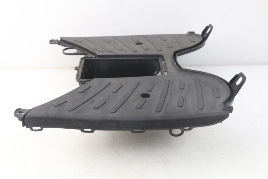 photo de TRITTBRETT VERKLEIDUNG PEUGEOT KISBEE 2T 50 (2010 - 2017)