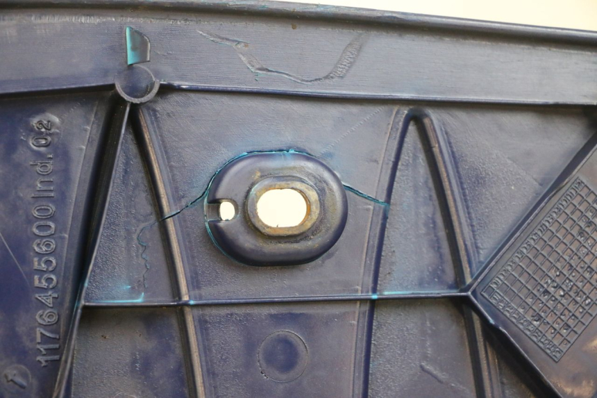 photo de FUßRASTE PEUGEOT LUDIX 50 (2008 - 2017) - Technische Nahaufnahme