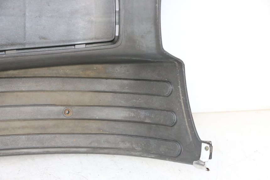 photo de TRITTBRETT VERKLEIDUNG PIAGGIO LXV 4T 50 (2009 - 2013)