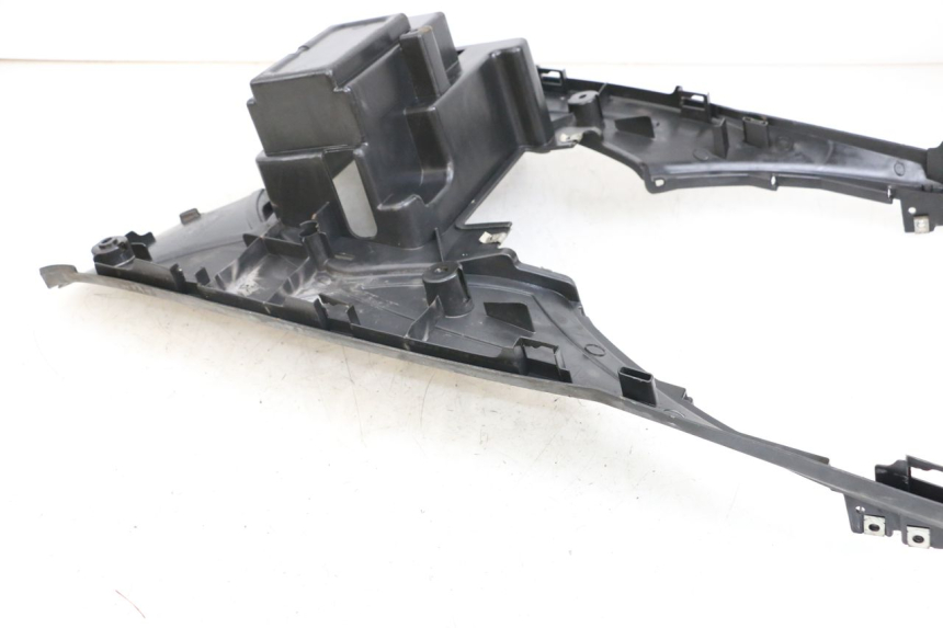 photo de TRITTBRETT VERKLEIDUNG SYM MIO 50 (2005 - 2010)
