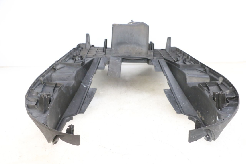 photo de TRITTBRETT VERKLEIDUNG YAMAHA NEO'S NEOS 2T 50 (1998 - 2007) - Zoom auf Komponenten