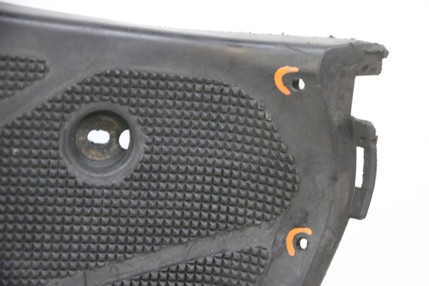 photo de TRITTBRETT VERKLEIDUNG YAMAHA NEOS NEO'S 4T 50 (2008 - 2016) - Fokus auf die Struktur