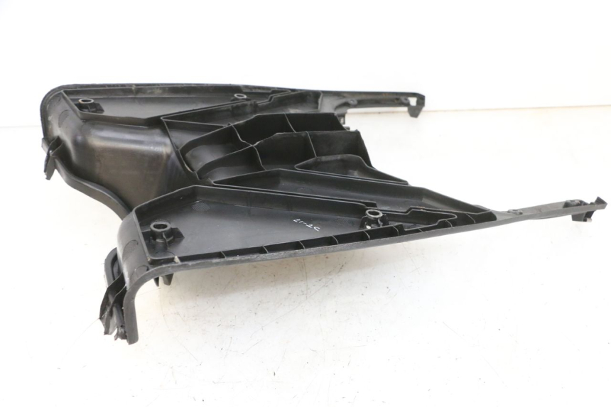 photo de TRITTBRETT VERKLEIDUNG PIAGGIO NEW TYPHOON 50 (2018 - 2021) - Alternative Perspektive