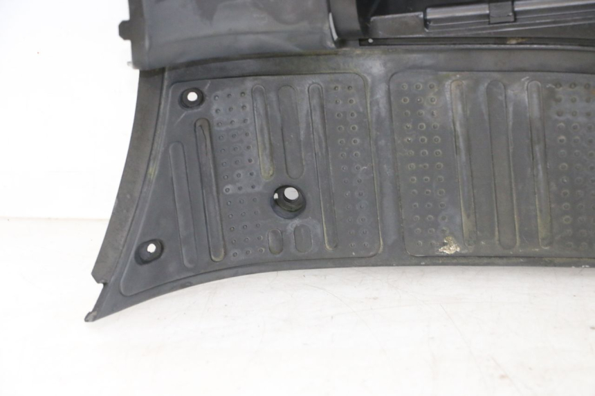 photo de TRITTBRETT VERKLEIDUNG JM MOTORS OLDIES GT 4T 50 (2018 - 2025) - Zoom auf Komponenten