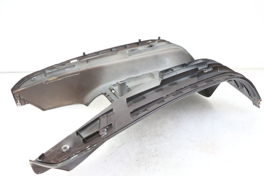 photo de TRITTBRETT VERKLEIDUNG PIAGGIO VESPA LX IE 125 (2010 - 2012)