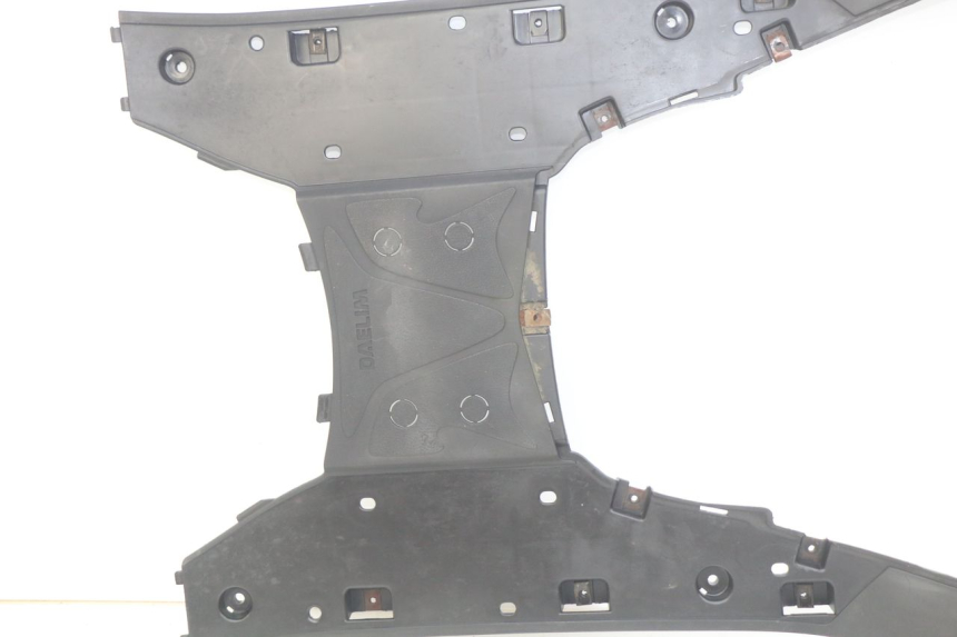 photo de FUßRASTE DAELIM S3 125 (2010 - 2017)