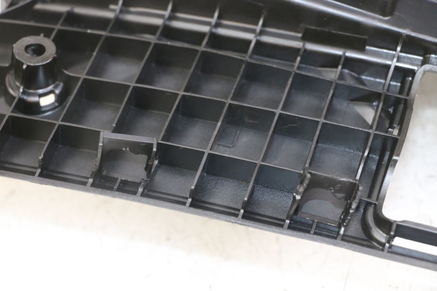 photo de TRITTBRETT VERKLEIDUNG HONDA SH i 300 (2015 - 2020)