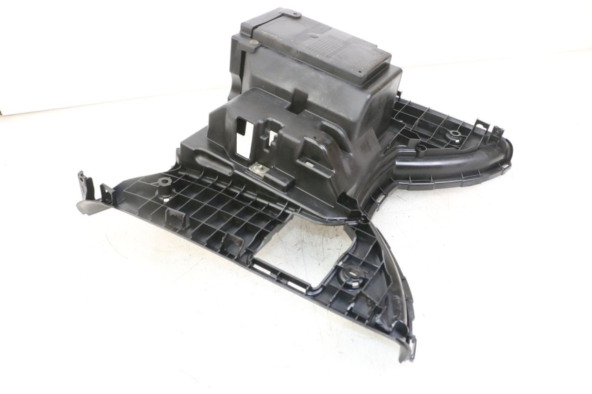 photo de TRITTBRETT VERKLEIDUNG HONDA SH i 300 (2015 - 2020)