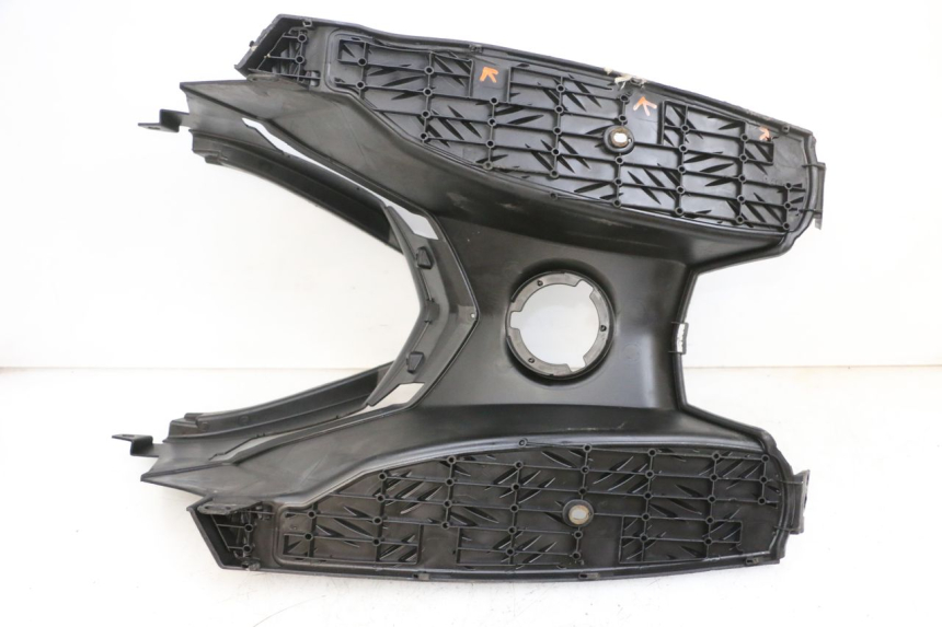 photo de TRITTBRETT VERKLEIDUNG PEUGEOT SPEEDFIGHT 4 4T EFI 50 (2021 - 2025) - Weitere Ansicht des Artikels