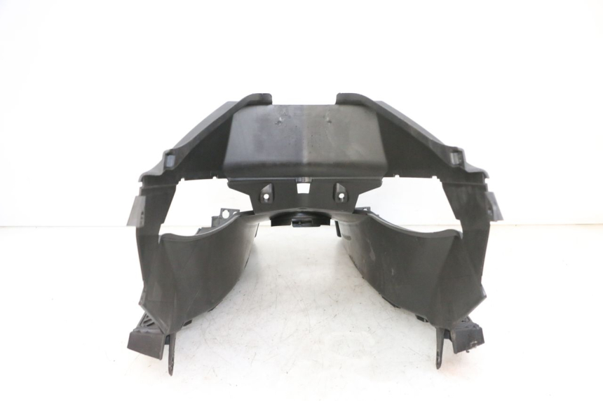 photo de TRITTBRETT VERKLEIDUNG PEUGEOT SPEEDFIGHT 4 4T EFI 50 (2021 - 2025) - Charakteristische Merkmale