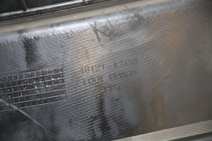 photo de TRITTBRETT VERKLEIDUNG SUZUKI BURGMAN 125 (2015 - 2017)