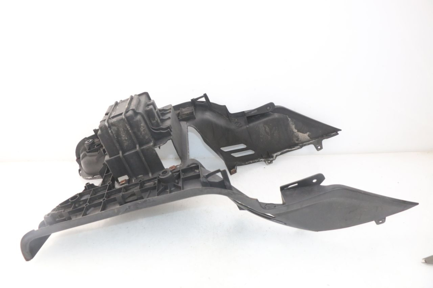 photo de TRITTBRETT VERKLEIDUNG SYM SYMPHONY 50 (2009 - 2015)