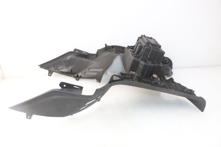 photo de TRITTBRETT VERKLEIDUNG SYM SYMPHONY 50 (2009 - 2015)