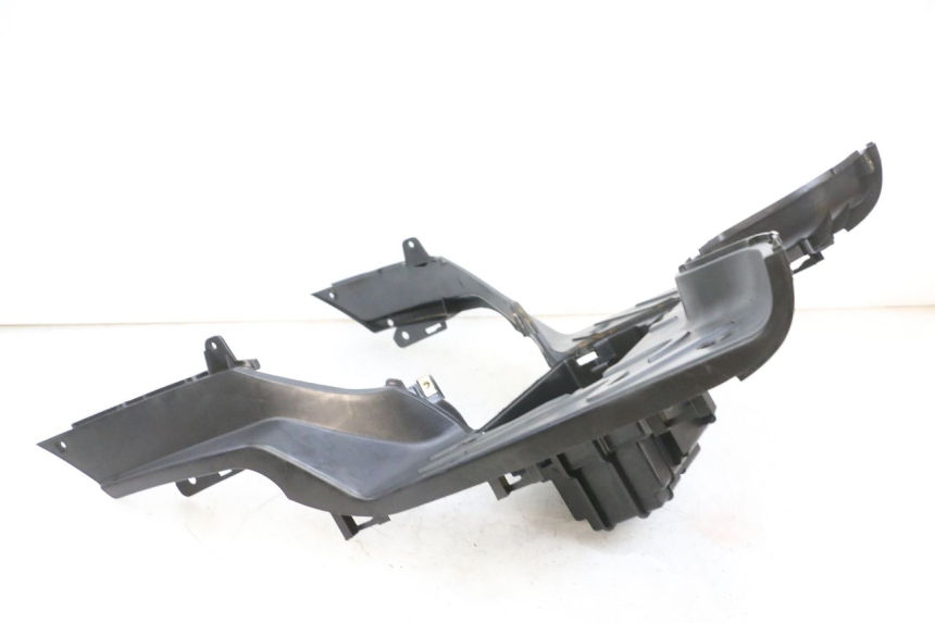 photo de TRITTBRETT VERKLEIDUNG PEUGEOT TWEET PRO EFI 4T 50 (2021 - 2022)